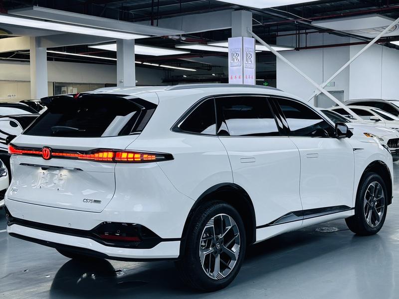 Changan CS75 Plus, 2026 — фото 7 из 12