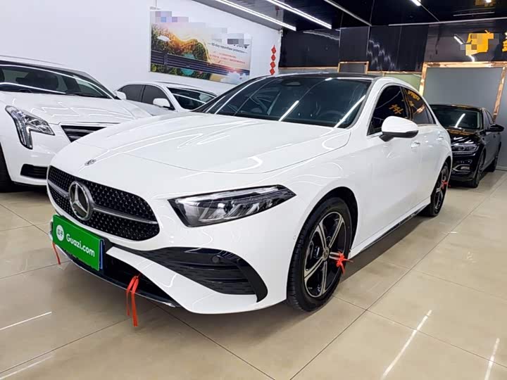 Mercedes-Benz A-Class, 2023 — фото 2 из 9