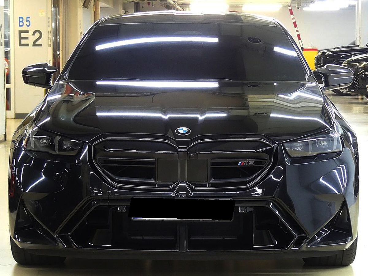 BMW M5, 2025 — фото 6 из 12