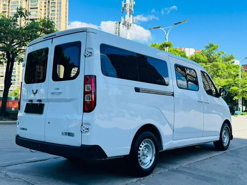 Wuling Yangguang, 2024 — фото 7 из 9