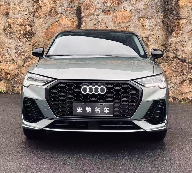 Audi Q3 Sportback, 2021 — фото 2 из 10