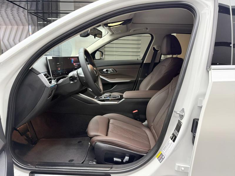 BMW i3, 2023 — фото 9 из 12