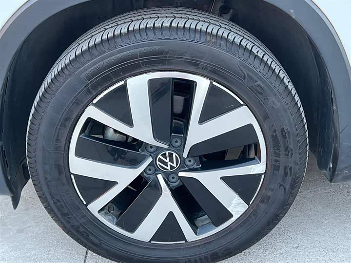 Volkswagen Tayron, 2022 — фото 8 из 9