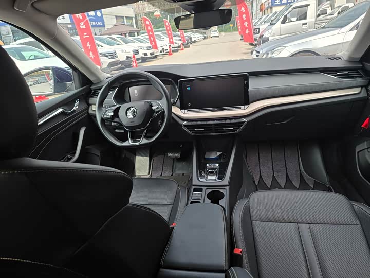 Skoda Octavia Pro, 2022 — фото 4 из 9