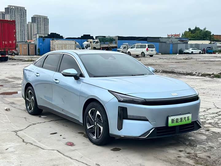 Geely Galaxy L6, 2024 — фото 3 из 9