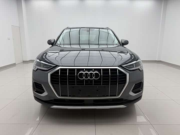 Audi Q3, 2022 — фото 2 из 9