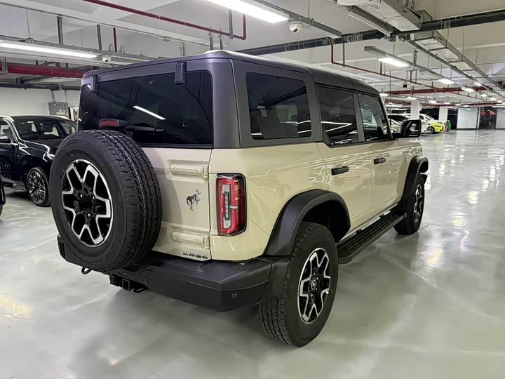 Ford Bronco, 2025 — фото 7 из 9