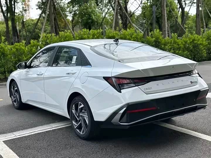 Hyundai Elantra N line, 2023 — фото 7 из 7