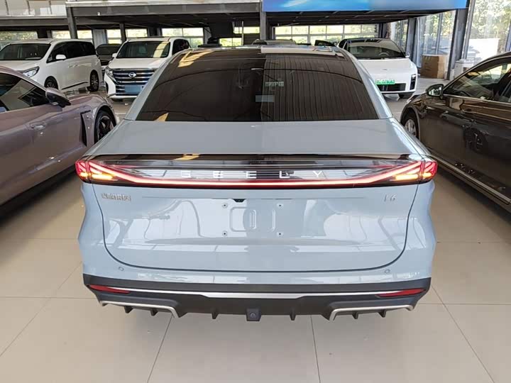 Geely Galaxy L6, 2024 — фото 6 из 9