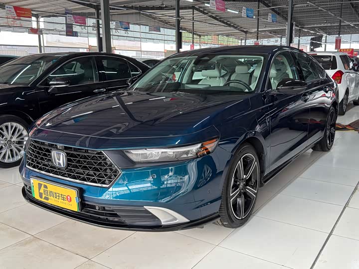 Honda Accord Hybrid, 2023 — купить в Белгороде под ключ