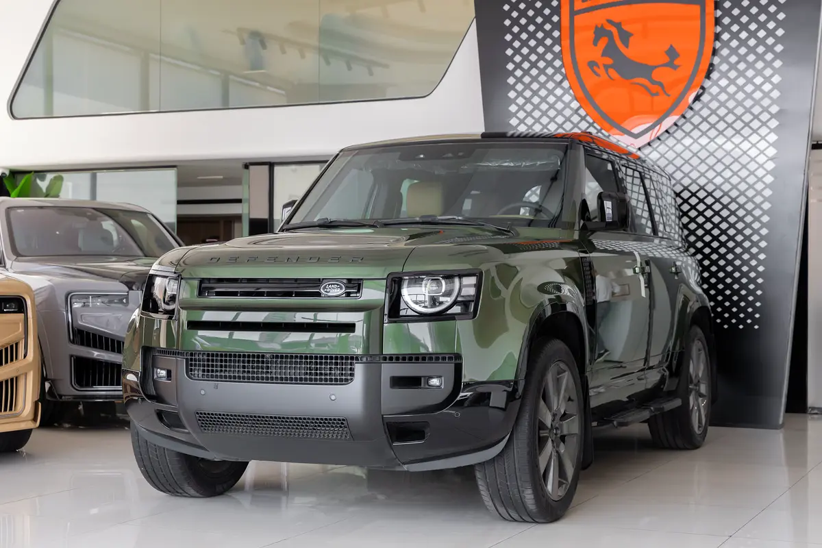 Land Rover Defender, 2026 — фото 3 из 10