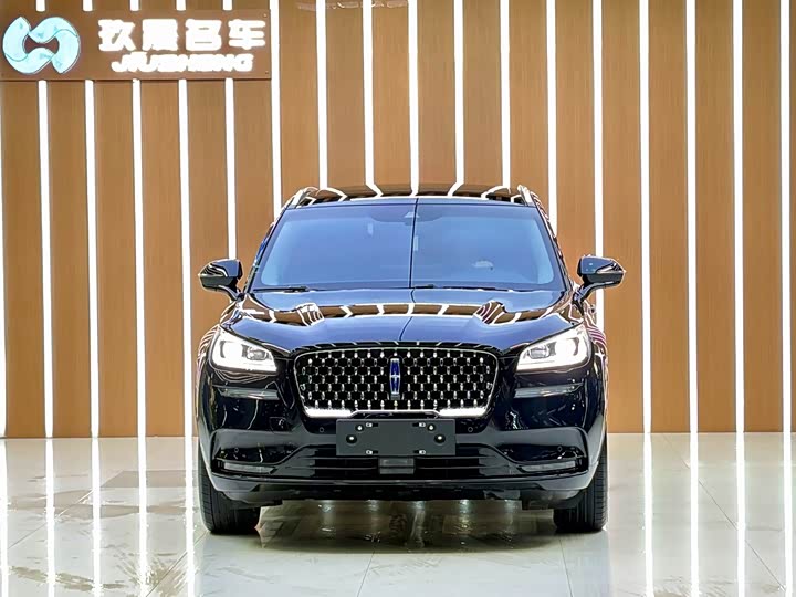 Lincoln Corsair Hybrid, 2022 — фото 2 из 9