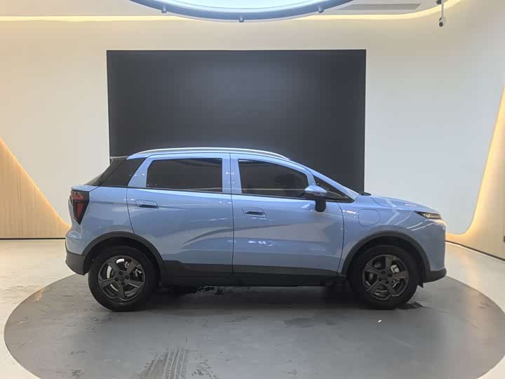 Geely Geometry E Firefly, 2023 — фото 5 из 9