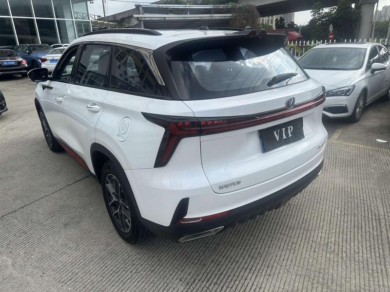 Changan CS75 Plus, 2022 — фото 4 из 10