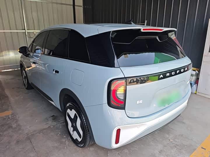 BAIC Arcfox Kaola S, 2025 — фото 5 из 9