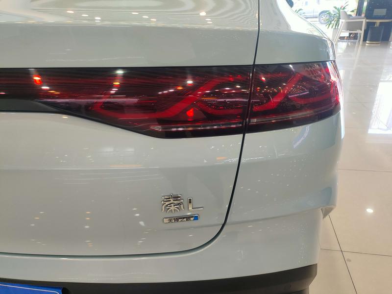 BYD Qin L, 2024 — фото 7 из 12