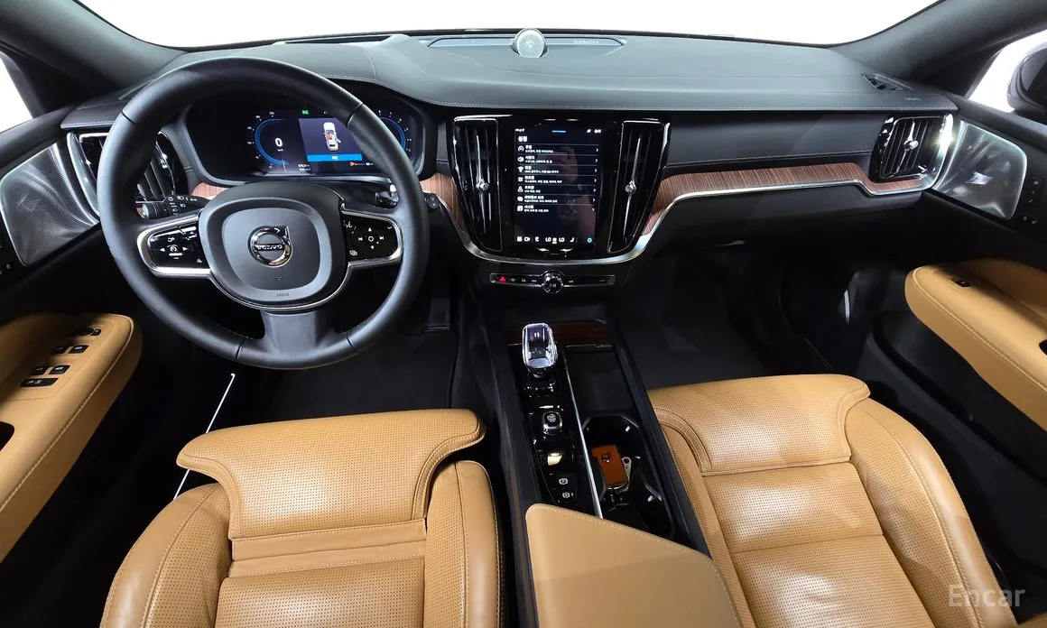 Volvo V60, 2022 — фото 7 из 12