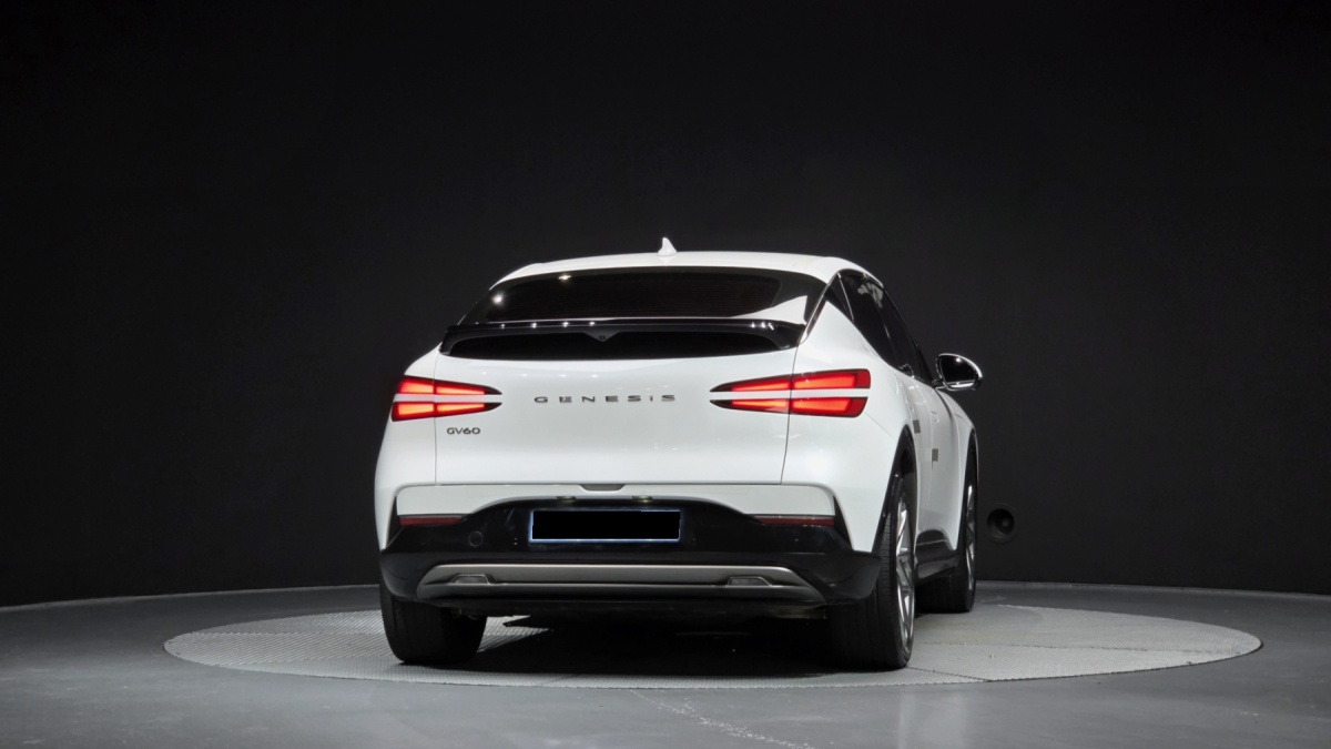 Genesis GV60, 2022 — фото 4 из 12
