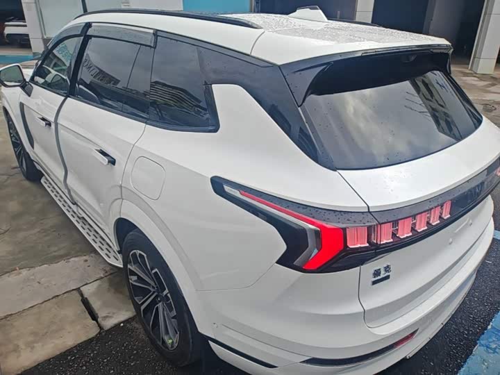 Lynk & Co 09 EM-P Hybrid, 2022 — фото 5 из 9