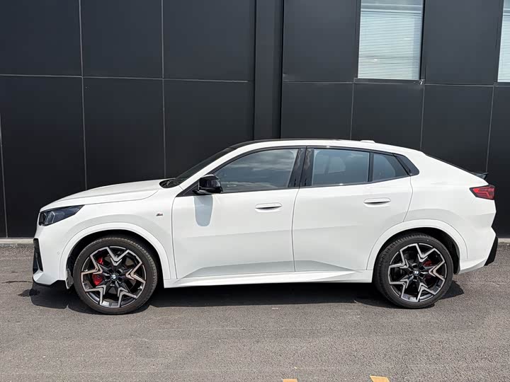 BMW X2 M35i, 2025 — фото 5 из 9
