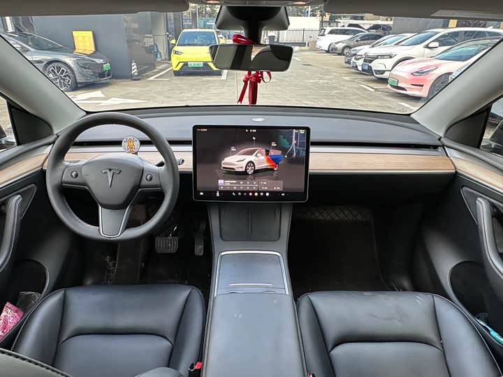 Tesla Model Y, 2023 — фото 5 из 9