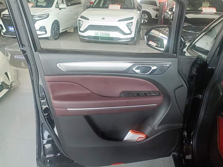 GAC Trumpchi M6, 2025 — фото 7 из 9