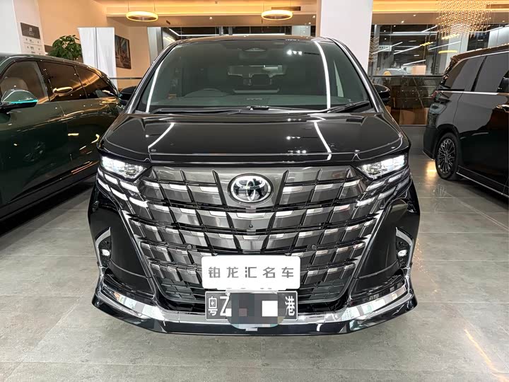 Toyota Alphard, 2026 — купить в Ижевске под ключ