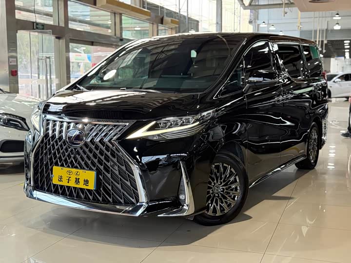 Lexus LM, 2022 — купить в Иванове под ключ