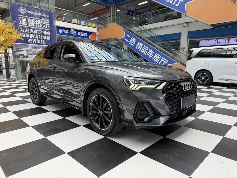Audi Q3 Sportback, 2021 — фото 3 из 12