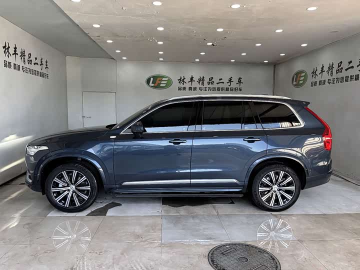 Volvo XC90, 2024 — фото 4 из 9