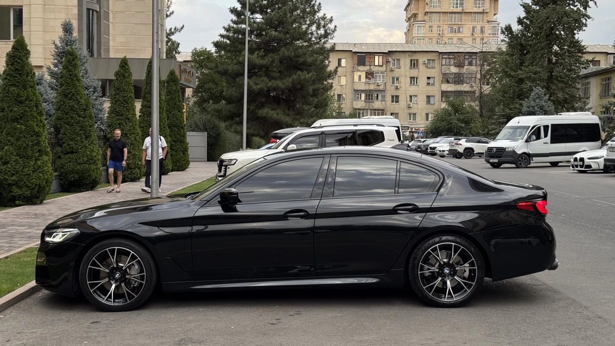 BMW 5 Serii, 2021 — фото 4 из 12