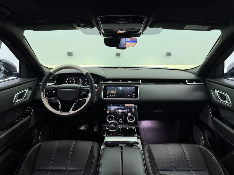 Land Rover Range Rover Velar, 2022 — фото 8 из 12
