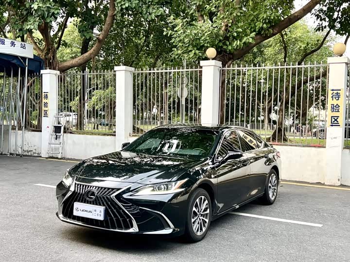 Lexus ES, 2023 — купить в Самаре под ключ