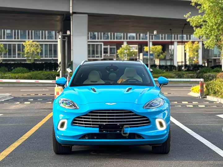 Aston Martin DBX, 2022 — купить в Пензе под ключ