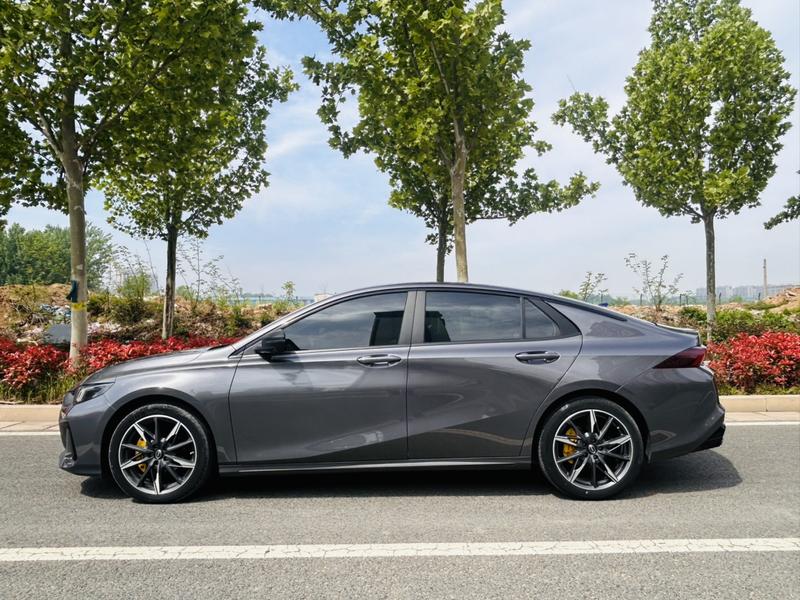 GAC Trumpchi Empow R, 2023 — фото 3 из 10