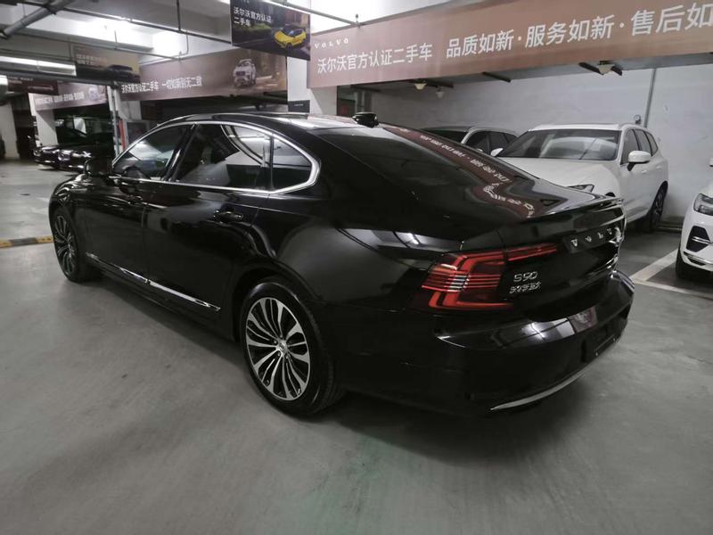 Volvo S90, 2025 — фото 4 из 10