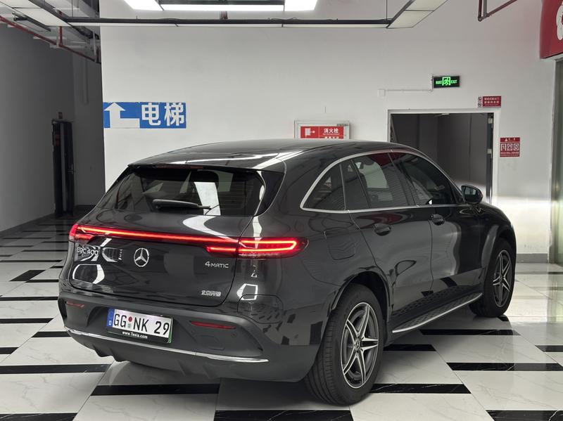 Mercedes-Benz EQC, 2023 — фото 4 из 11