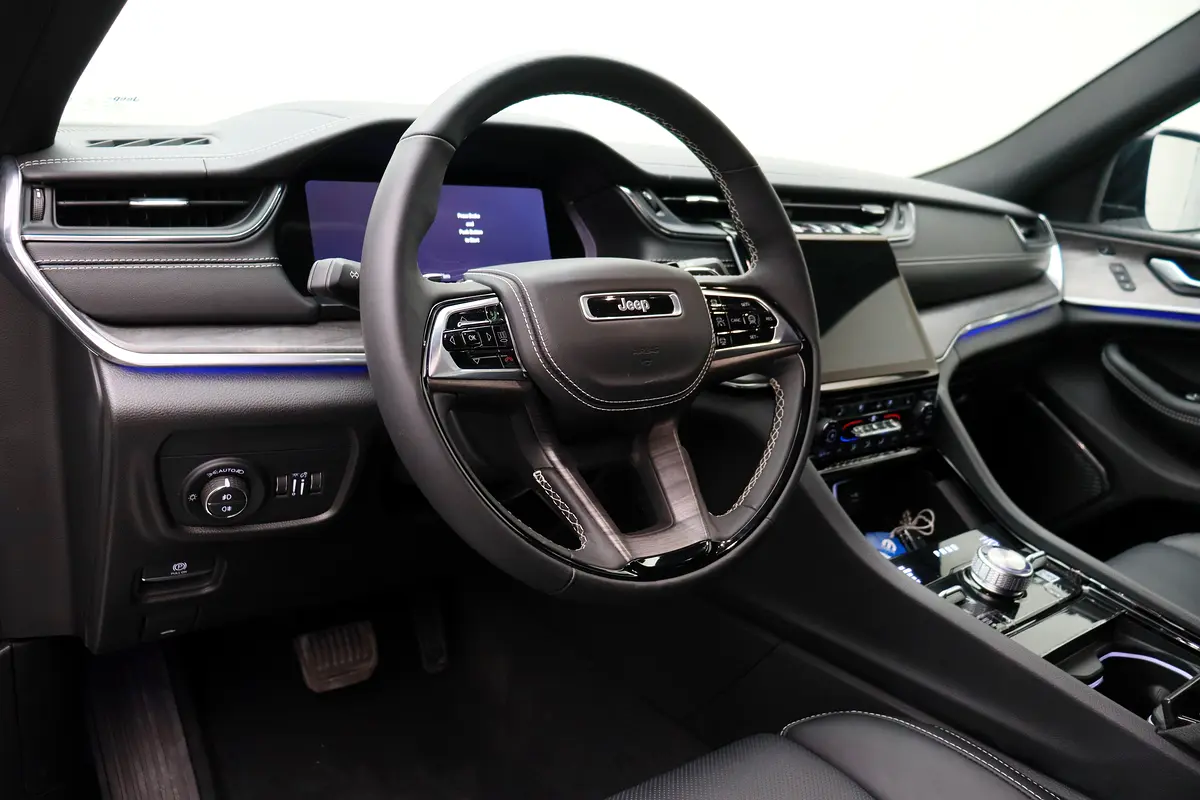 Jeep Grand Cherokee, 2025 — фото 7 из 10