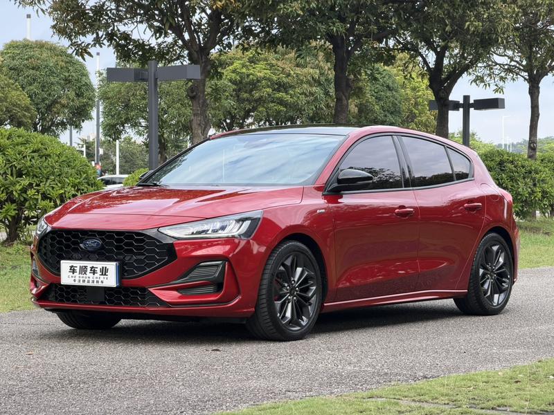 Ford Focus, 2022 — купить в Белгороде под ключ