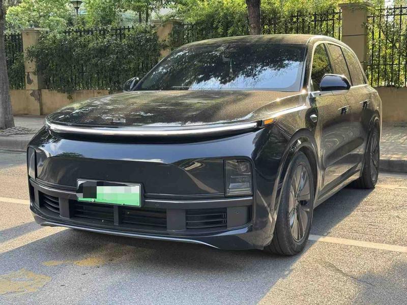 LiXiang L8, 2024 — купить в Иванове под ключ