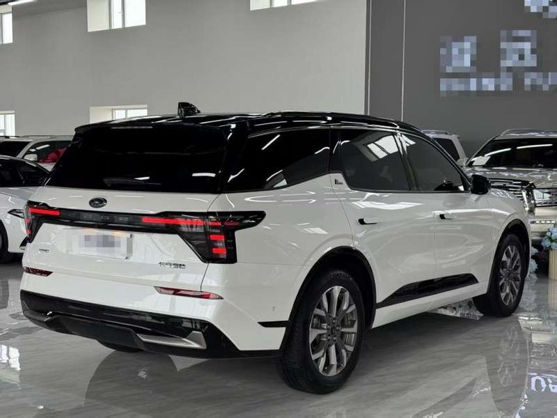 Ford Edge, 2024 — фото 6 из 10