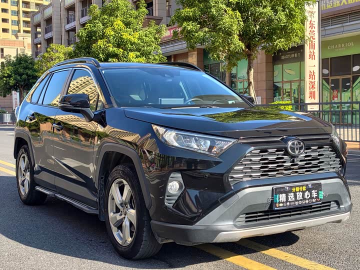 Toyota RAV4, 2021 — фото 3 из 9