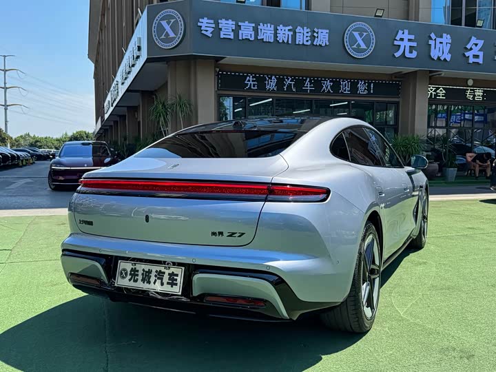 Shangjie (Huawei × SAIC) Z7, 2026 — фото 5 из 9
