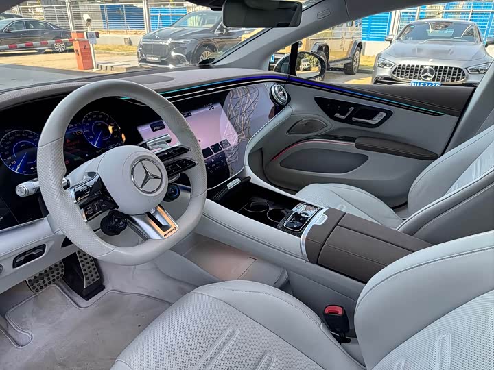 Mercedes-Benz EQS AMG, 2025 — фото 9 из 9