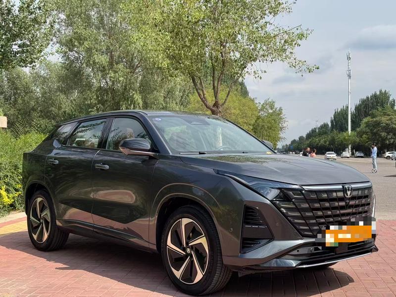 Changan UNI-Z Hybrid, 2026 — фото 3 из 10