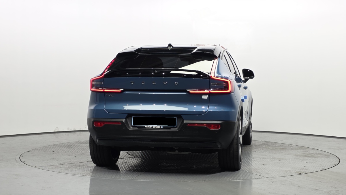 Volvo C40, 2022 — фото 4 из 12