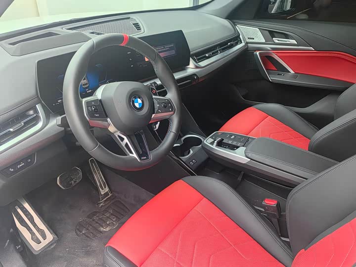 BMW X1, 2025 — фото 8 из 9