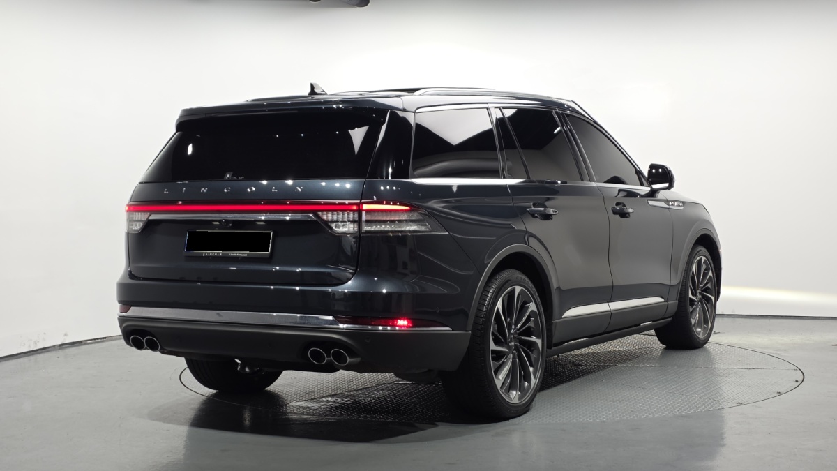 Lincoln Aviator, 2022 — фото 2 из 12