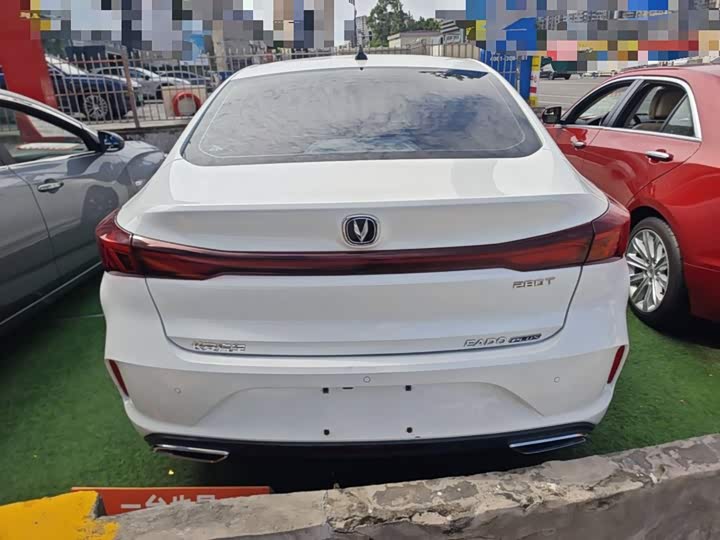 Changan Eado Plus, 2022 — фото 6 из 9