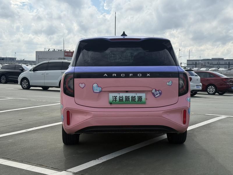 BAIC Arcfox Kaola S, 2025 — фото 6 из 12